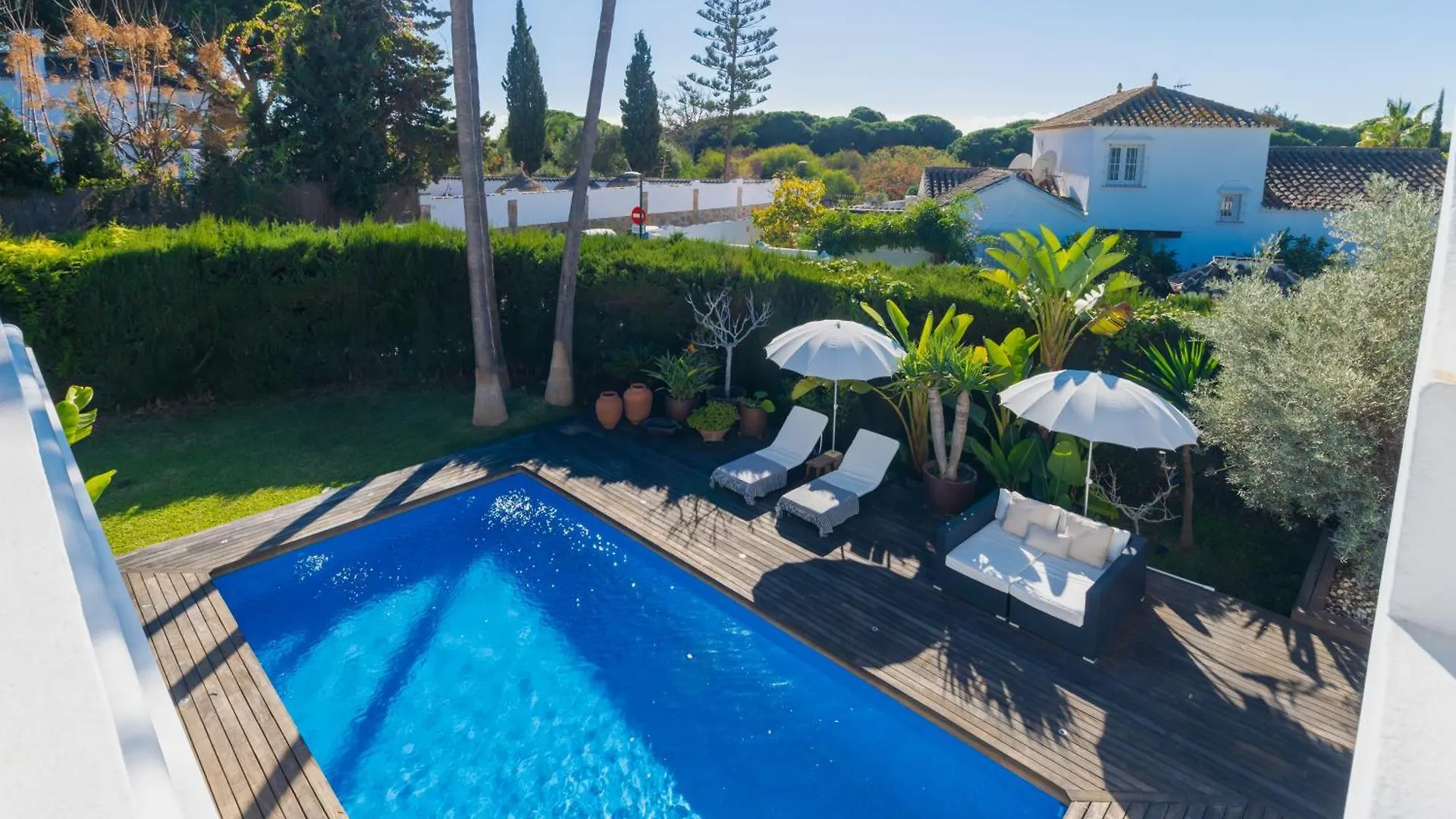 Unique Luxury Beach Side Villa With Heated Pool Marbella