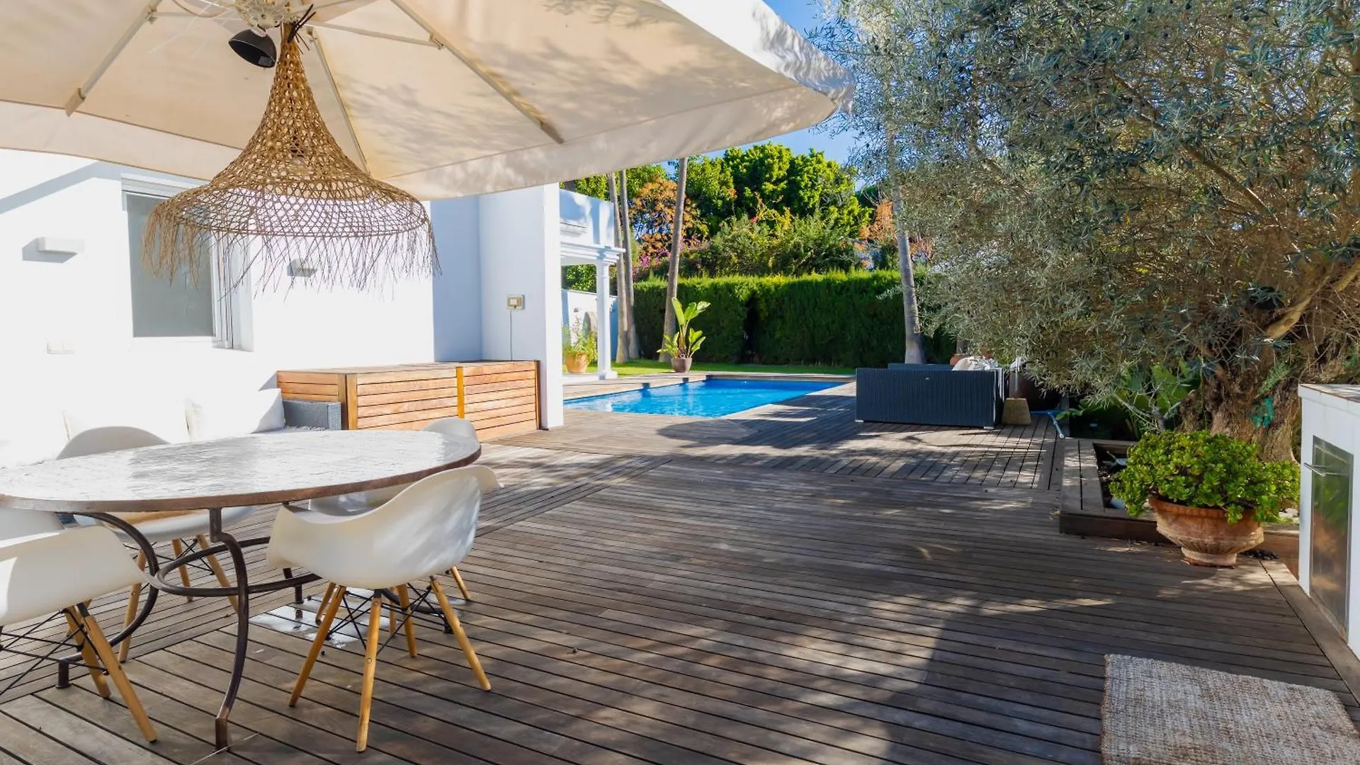 Unique Luxury Beach Side Villa With Heated Pool Marbella Spain