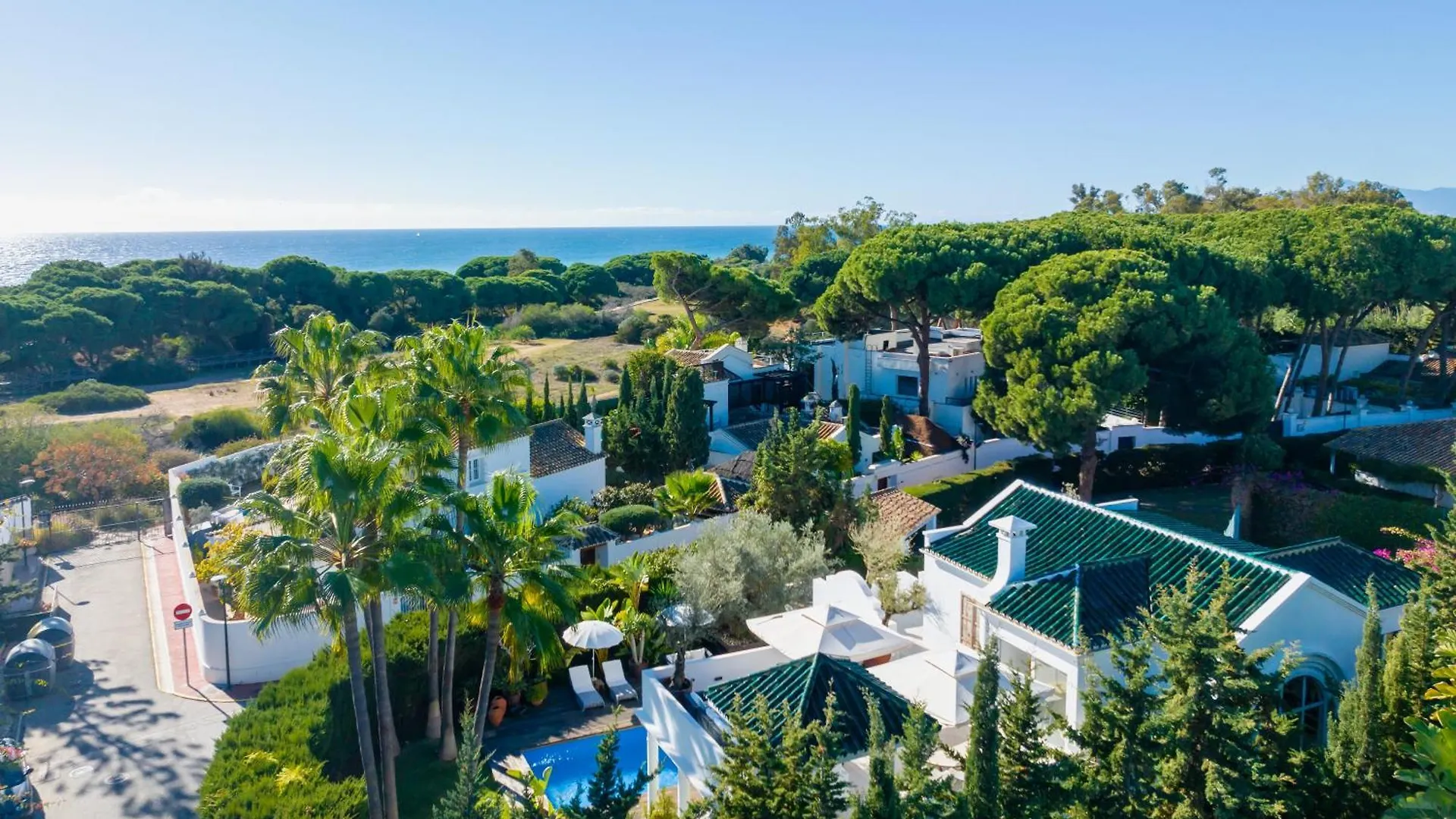 Unique Luxury Beach Side Villa With Heated Pool Marbella