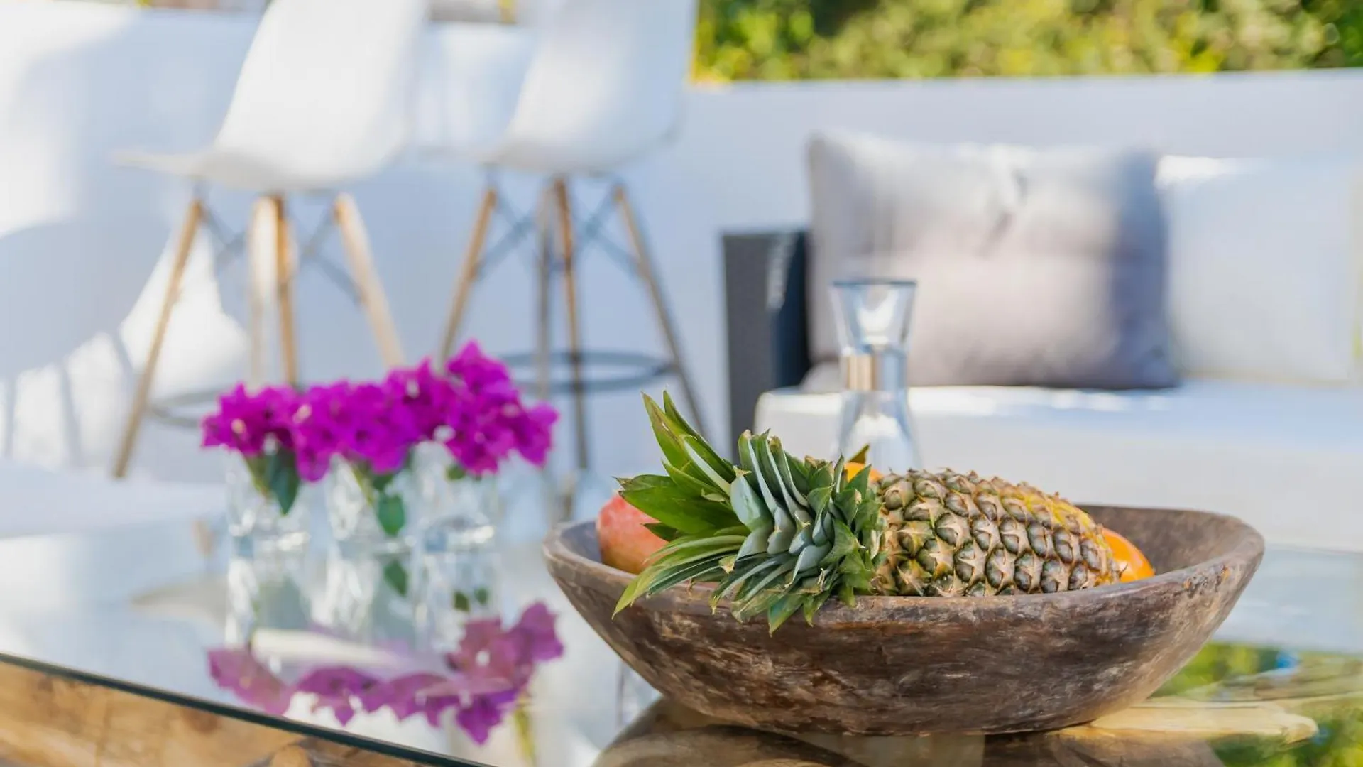 Unique Luxury Beach Side Villa With Heated Pool Marbella 0*,  Spain