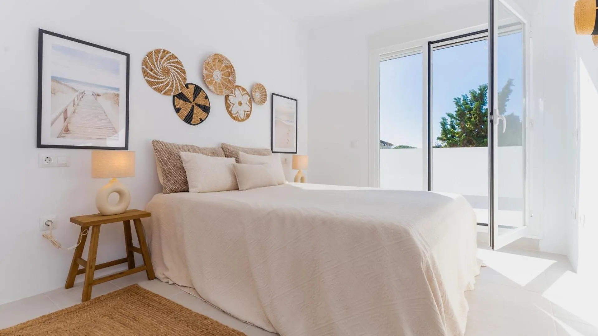 Unique Luxury Beach Side Villa With Heated Pool Marbella Spain